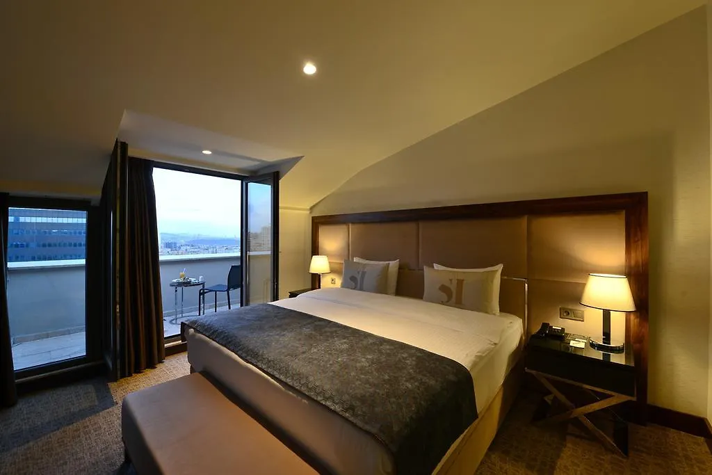 Inside Hotel Sisli Istanbul