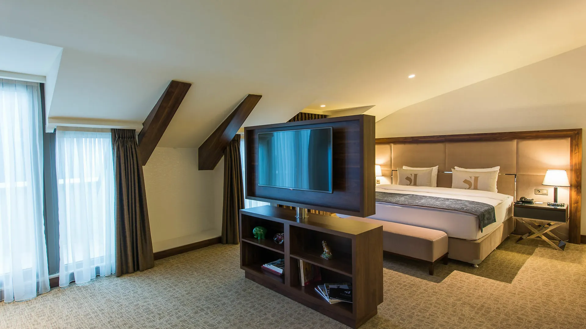 Inside Hotel Sisli Istanbul